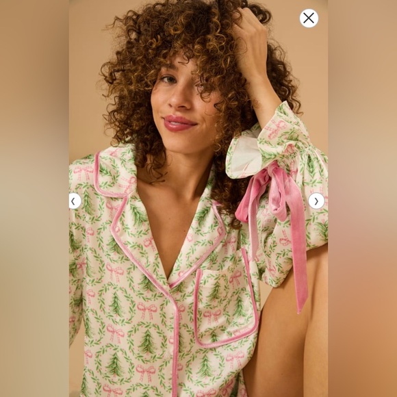 NEW Pink Satin Christmas Tree Pajama Set Size Large 💞🎄💞 - Picture 5 of 9